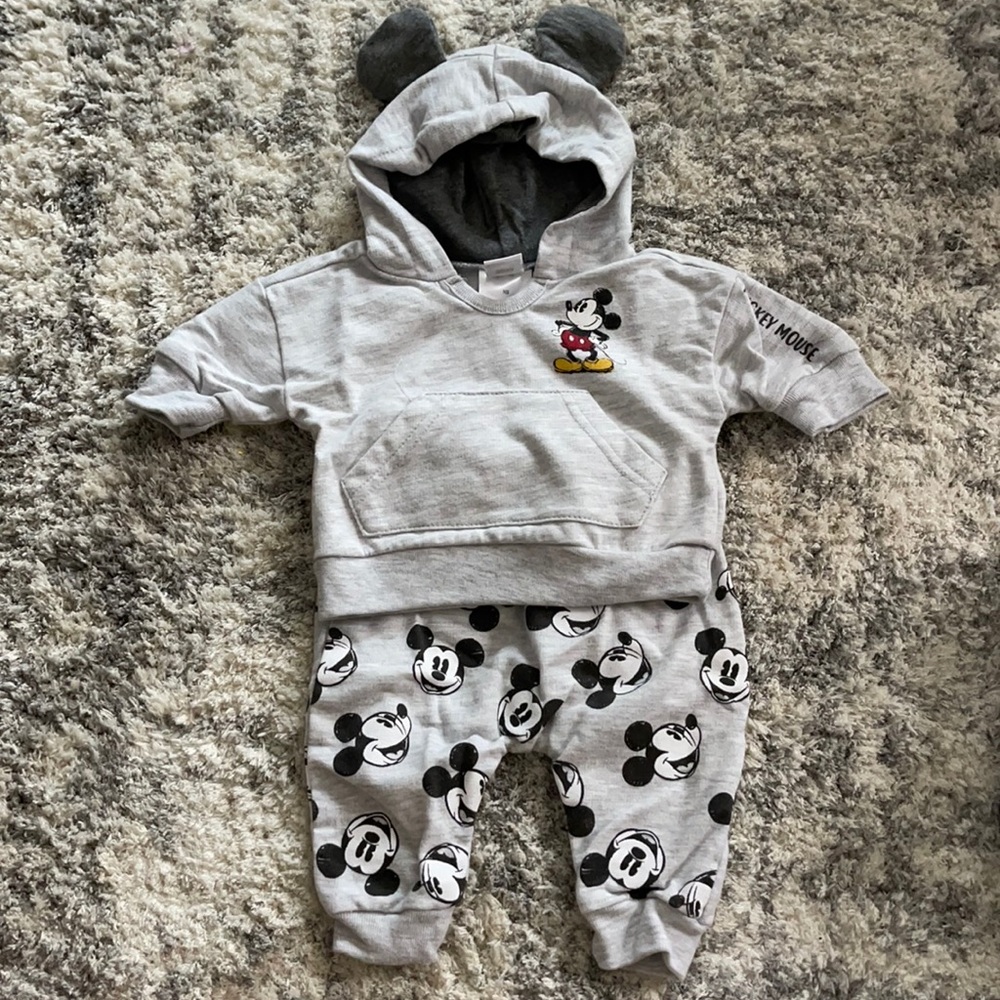 Mickey Mouse set